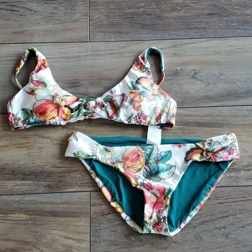 NEW Becca Womens Emma Top+Bottom Swim Bikini sz M